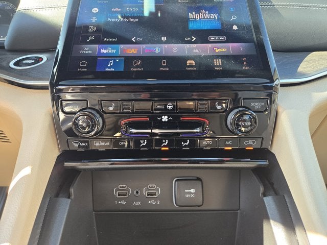 2025 Jeep Grand Cherokee GRAND CHEROKEE L LIMITED 4X4