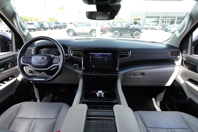 2024 Jeep Wagoneer L Series II 4x2