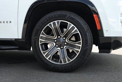 2024 Jeep Wagoneer L Series II 4x2