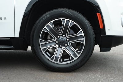 2024 Jeep Wagoneer L Series II 4x2