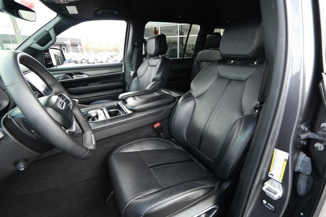 2024 Jeep Wagoneer L Series II 4x2