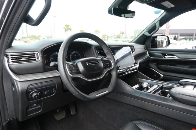 2024 Jeep Wagoneer L Series II 4x2