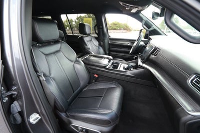 2024 Jeep Wagoneer L Series II 4x2