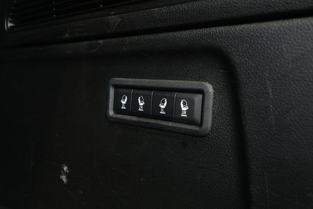 2024 Jeep Wagoneer L Series II 4x2