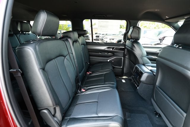 2026 Jeep Grand Wagoneer GRAND WAGONEER L LIMITED ALTITUDE 4X4
