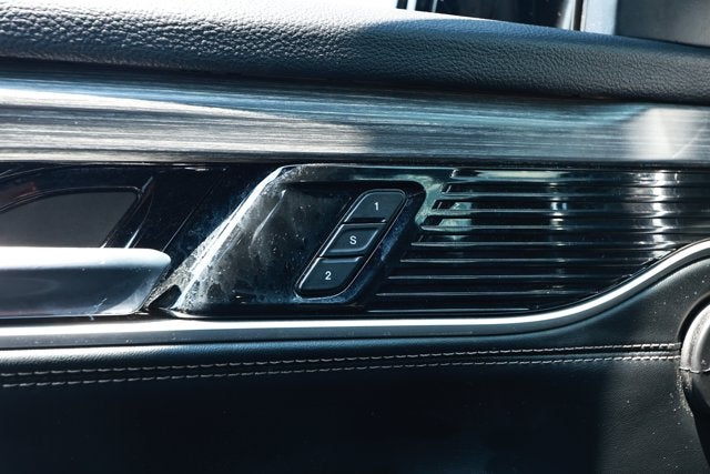 2024 Jeep Wagoneer Series II 4x2
