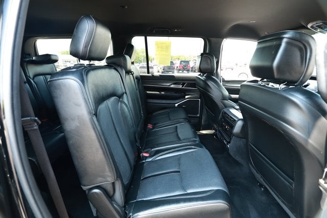 2024 Jeep Wagoneer Series II 4x2