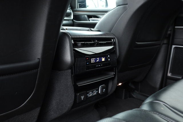 2024 Jeep Wagoneer Series II 4x2