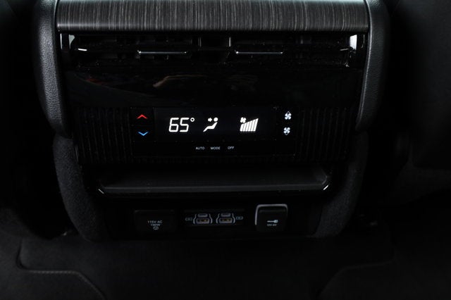 2024 Jeep Wagoneer Series II 4x2