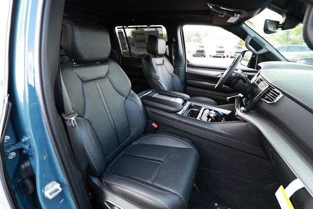 2026 Jeep Grand Wagoneer GRAND WAGONEER LIMITED RESERVE 4X4