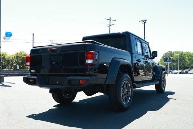 2022 Jeep Gladiator Overland 4x4