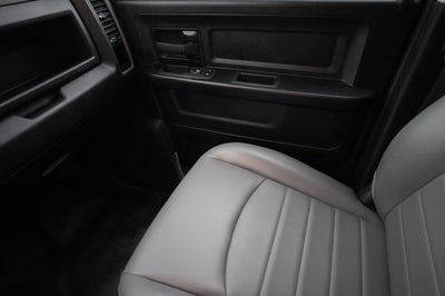 2022 RAM 1500 Classic Tradesman Quad Cab 4x2 6'4' Box