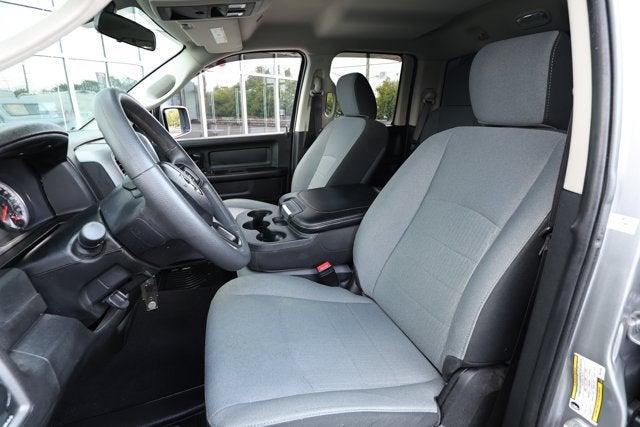 2021 RAM 1500 Classic Tradesman Quad Cab 4x2 6'4' Box