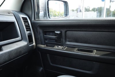 2021 RAM 1500 Classic Tradesman Quad Cab 4x2 6'4' Box