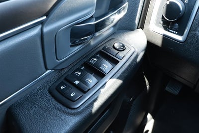 2024 RAM 1500 Classic SLT Quad Cab 4x2 6'4' Box