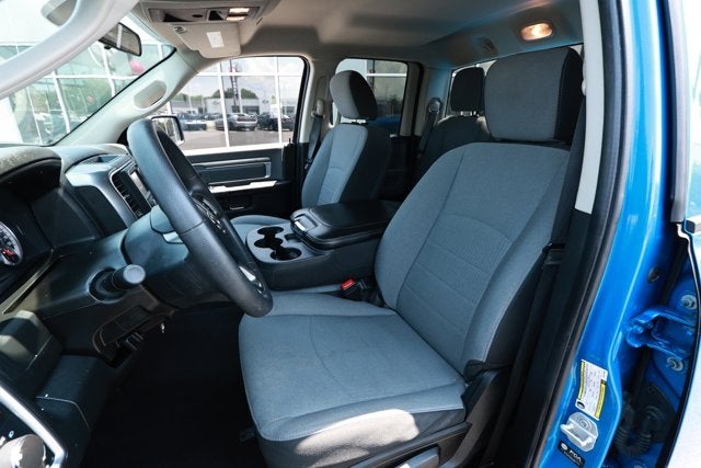 2024 RAM 1500 Classic SLT Quad Cab 4x2 6'4' Box