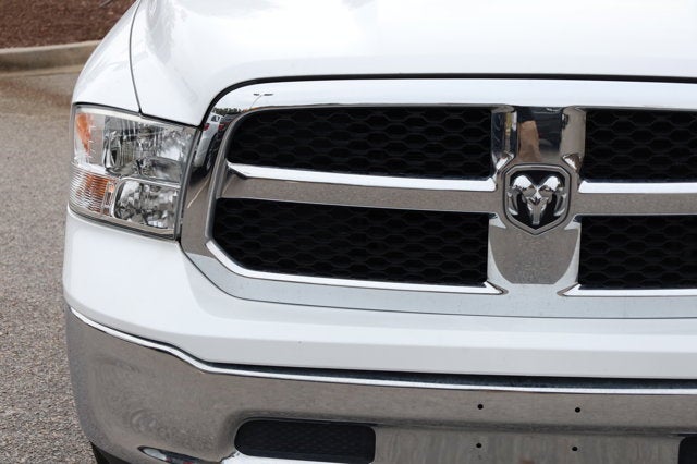 2024 RAM 1500 Classic SLT Quad Cab 4x2 6'4' Box