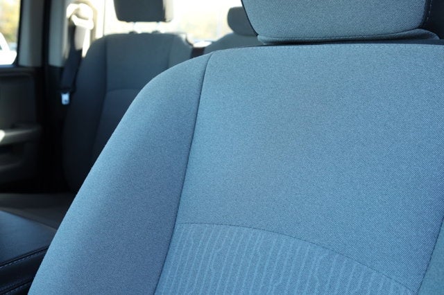 2024 RAM 1500 Classic SLT Quad Cab 4x2 6'4' Box