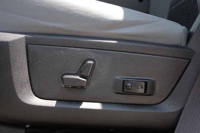 2019 RAM 1500 Classic Big Horn Crew Cab 4x4 5'7' Box