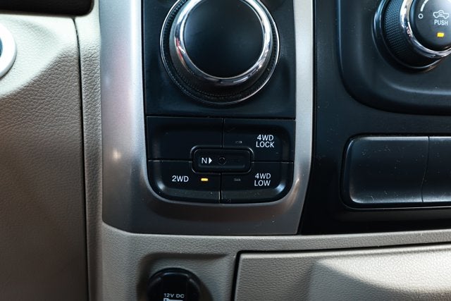 2020 RAM 1500 Classic SLT Crew Cab 4x4 6'4' Box