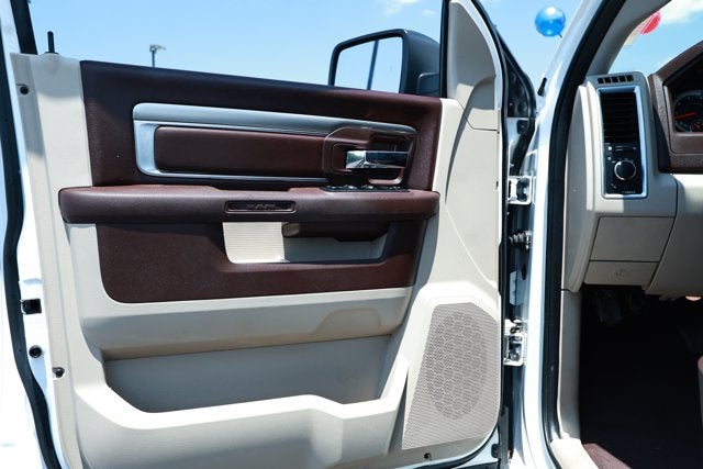 2020 RAM 1500 Classic SLT Crew Cab 4x4 6'4' Box