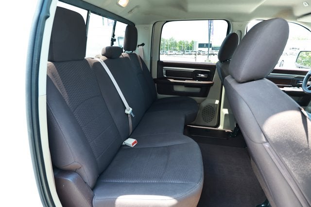 2020 RAM 1500 Classic SLT Crew Cab 4x4 6'4' Box