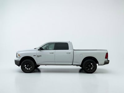 2020 RAM 1500 Classic SLT Crew Cab 4x4 6'4' Box