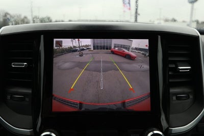 2022 RAM 1500 Big Horn Quad Cab 4x2 6'4' Box