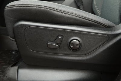 2022 RAM 1500 Big Horn Quad Cab 4x2 6'4' Box