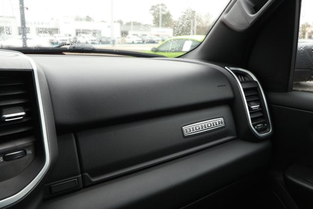 2022 RAM 1500 Big Horn Quad Cab 4x2 6'4' Box