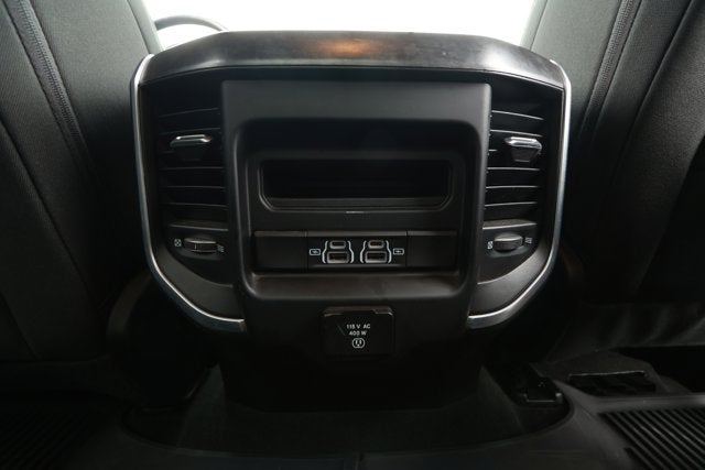 2022 RAM 1500 Big Horn Quad Cab 4x2 6'4' Box