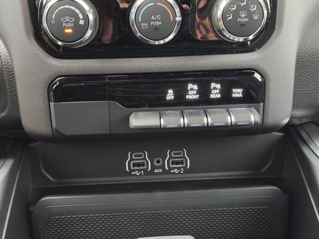 2026 RAM Ram 1500 RAM 1500 BIG HORN CREW CAB 4X2 5'7' BOX