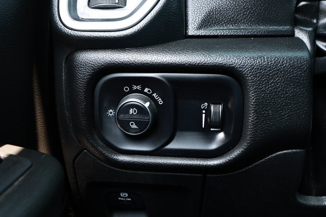 2024 RAM 1500 Big Horn Crew Cab 4x2 5'7' Box