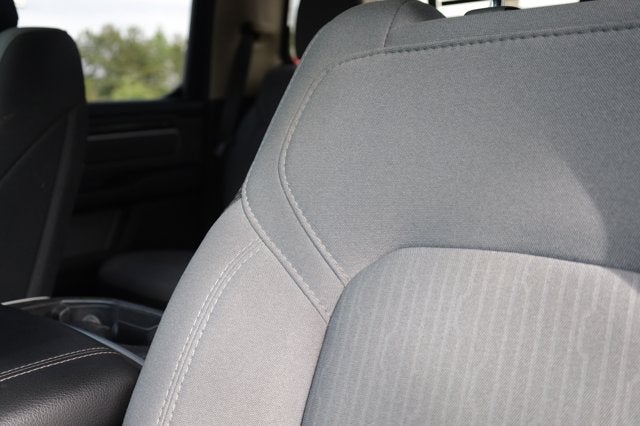 2020 RAM 1500 Big Horn Crew Cab 4x2 5'7' Box
