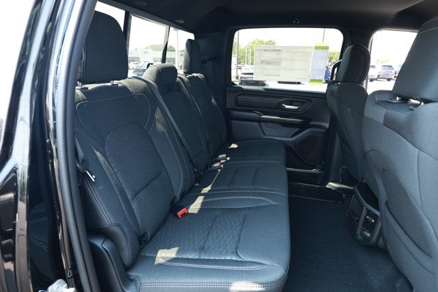 2026 RAM Ram 1500 RAM 1500 TRADESMAN CREW CAB 4X2 5'7' BOX