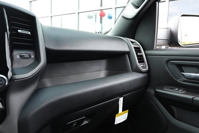 2026 RAM Ram 1500 RAM 1500 TRADESMAN CREW CAB 4X2 5'7' BOX