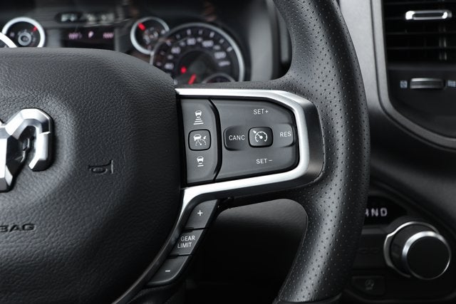 2026 RAM Ram 1500 RAM 1500 TRADESMAN CREW CAB 4X2 5'7' BOX