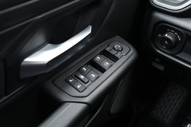 2026 RAM Ram 1500 RAM 1500 TRADESMAN CREW CAB 4X2 5'7' BOX