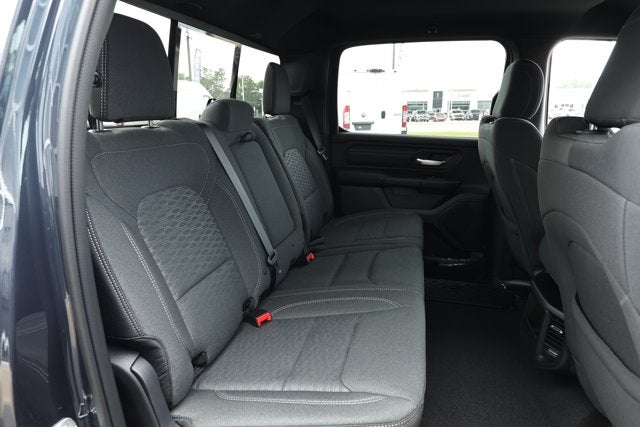 2026 RAM Ram 1500 RAM 1500 TRADESMAN CREW CAB 4X2 5'7' BOX
