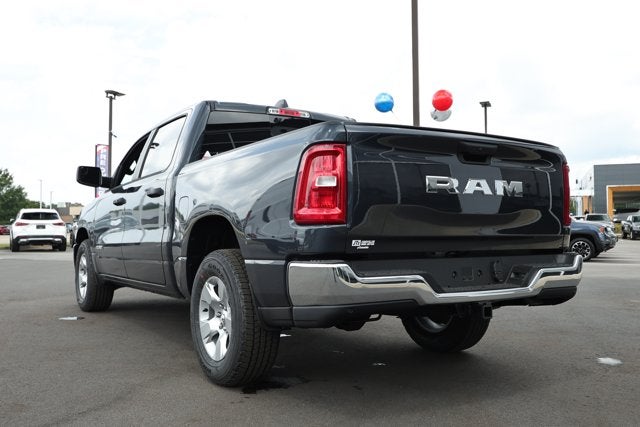 2026 RAM Ram 1500 RAM 1500 TRADESMAN CREW CAB 4X2 5'7' BOX