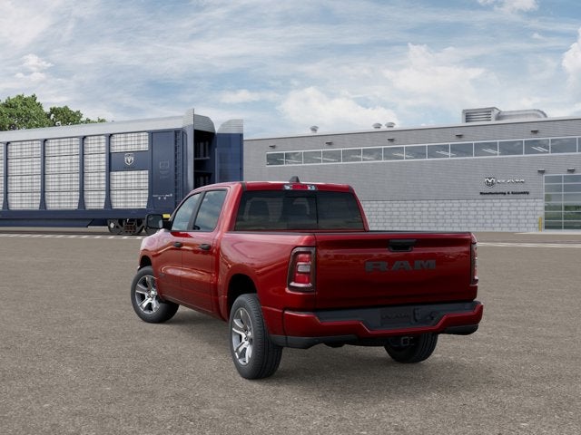 2026 RAM Ram 1500 RAM 1500 EXPRESS CREW CAB 4X2 5'7' BOX