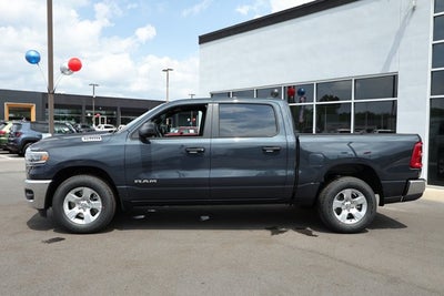 2026 RAM Ram 1500 RAM 1500 TRADESMAN CREW CAB 4X2 5'7' BOX