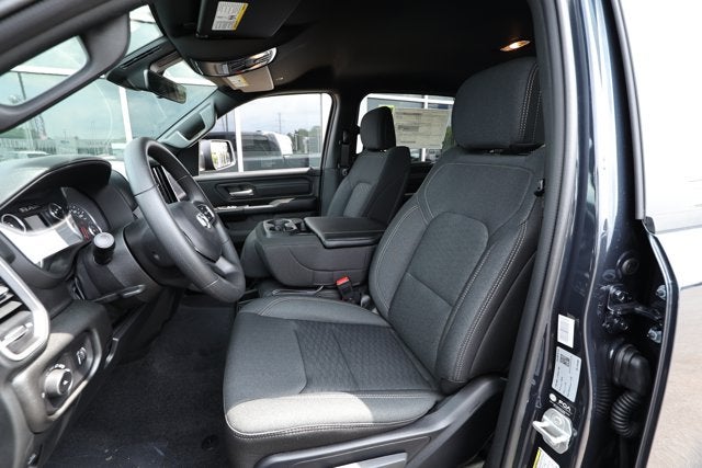 2026 RAM Ram 1500 RAM 1500 TRADESMAN CREW CAB 4X2 5'7' BOX