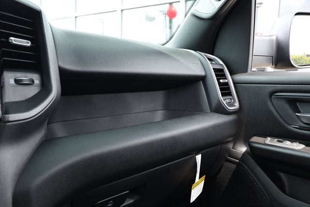 2026 RAM Ram 1500 RAM 1500 TRADESMAN CREW CAB 4X2 5'7' BOX