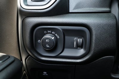 2026 RAM Ram 1500 RAM 1500 EXPRESS CREW CAB 4X2 5'7' BOX