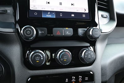 2026 RAM Ram 1500 RAM 1500 EXPRESS CREW CAB 4X2 5'7' BOX