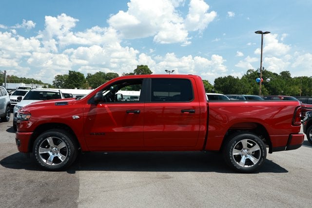 2026 RAM Ram 1500 RAM 1500 EXPRESS CREW CAB 4X2 5'7' BOX