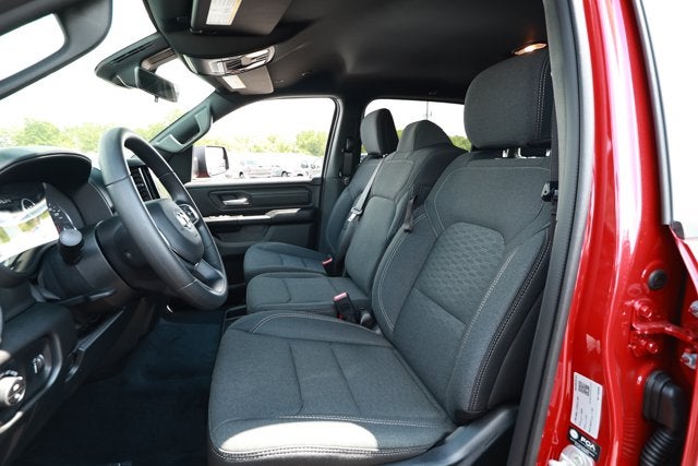 2026 RAM Ram 1500 RAM 1500 EXPRESS CREW CAB 4X2 5'7' BOX