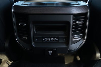 2026 RAM Ram 1500 RAM 1500 LARAMIE CREW CAB 4X2 5'7' BOX