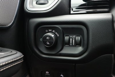 2026 RAM Ram 1500 RAM 1500 LARAMIE CREW CAB 4X2 5'7' BOX